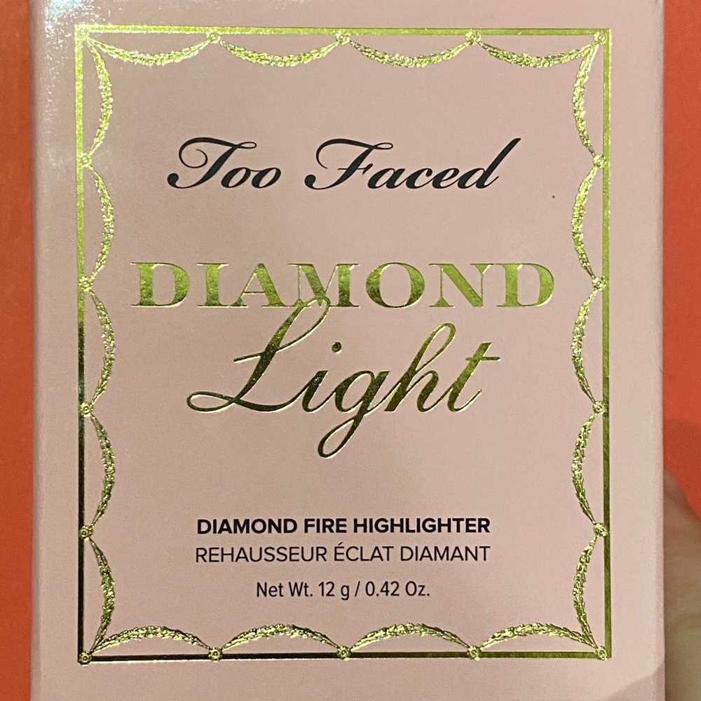 🚨Too Faced Diamond Highlighter🚨